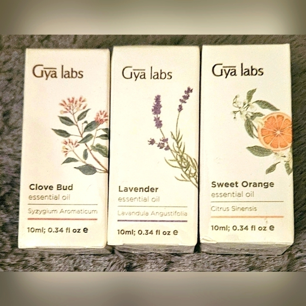 Essential Oil - Picture 8 of 10